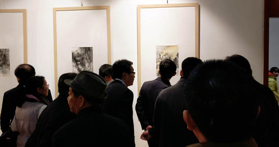 “太阳之城·水墨行迹”美术作品展在日照美术馆开幕