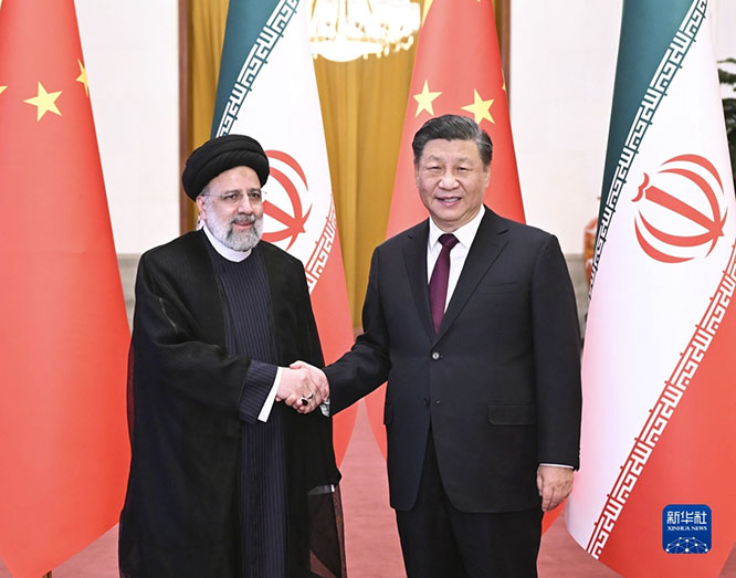 习近平同伊朗总统莱希举行会谈(附：联合声明）  中伊关系  全面战略伙伴关系  一带一路 
