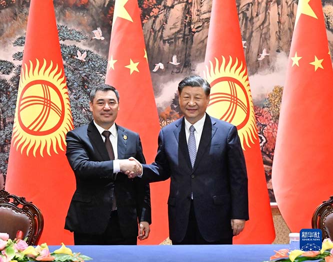 习近平同吉尔吉斯斯坦总统扎帕罗夫会谈（附：联合声明）  丝路朋友圈  中亚五国  一带一路