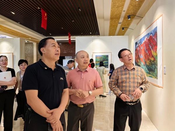 “丝路丹青 北疆溢彩——李政恩艺术作品展”在乌海市展览圆满成功  丝路文化 一带一路 