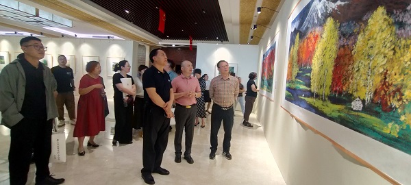 “丝路丹青 北疆溢彩——李政恩艺术作品展”在乌海市展览圆满成功  丝路文化 一带一路 