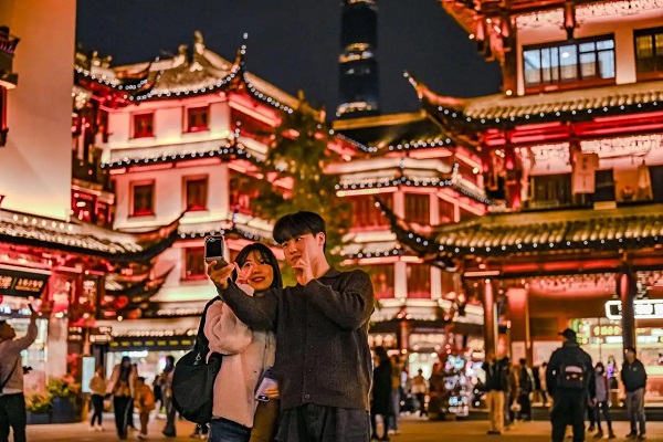 镜观·回响｜路畅货通心相近 构建周边命运共同体 一带一路  硬联通 软联通  心联通  供应链 产业链 生态链 人类命运共同体