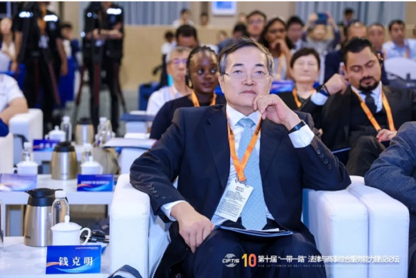 一带一路黄金十年，融商服务全面升级 