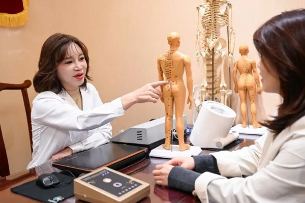 何银萍：互联网时代的最美医者