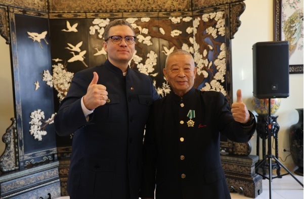 吴彬授予“友谊勋章”仪式在俄罗斯联邦驻华大使馆举办 一带一路 丝路文化 吴彬 中国武术 友谊勋章 吴彬授予“友谊勋章”仪式在俄罗斯联邦驻华大使馆举办 一带一路 丝路文化 吴彬 中国武术 友谊勋章